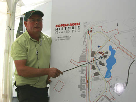 Banen i Fælledparken er forbedret på en række områder, fortæller Peter Mikkelsen, som er ansvarlig for banebyggeriet. Og Peter Mikkelsen understreger, at uden assistance fra 250 frivillige, kunne det slet ikke lade sig gøre.